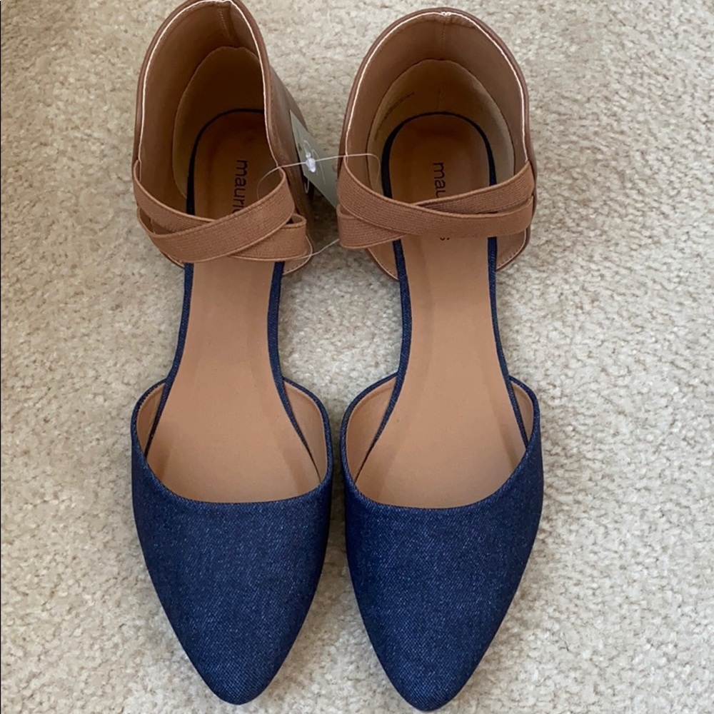 NWT Maurices Women’s Navy Blue&Tan Sandals Sz 10